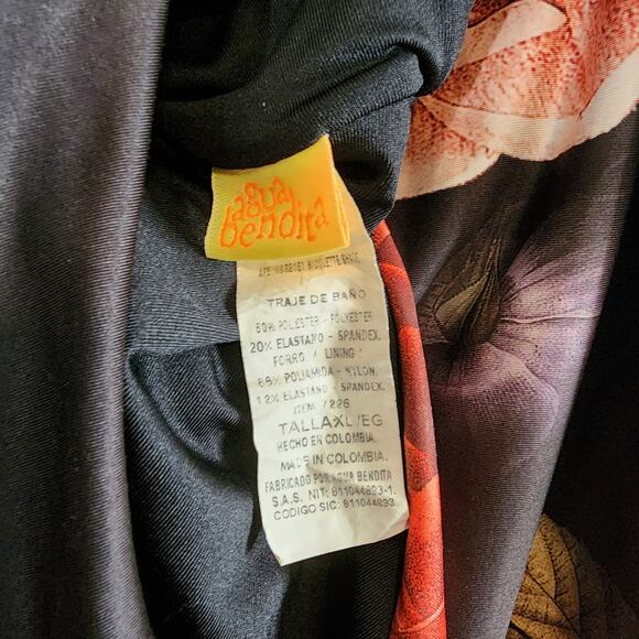 Agua Bendita Nicolette Shade Black Floral One Piece Swimsuit Size XL - Picture 2 of 15